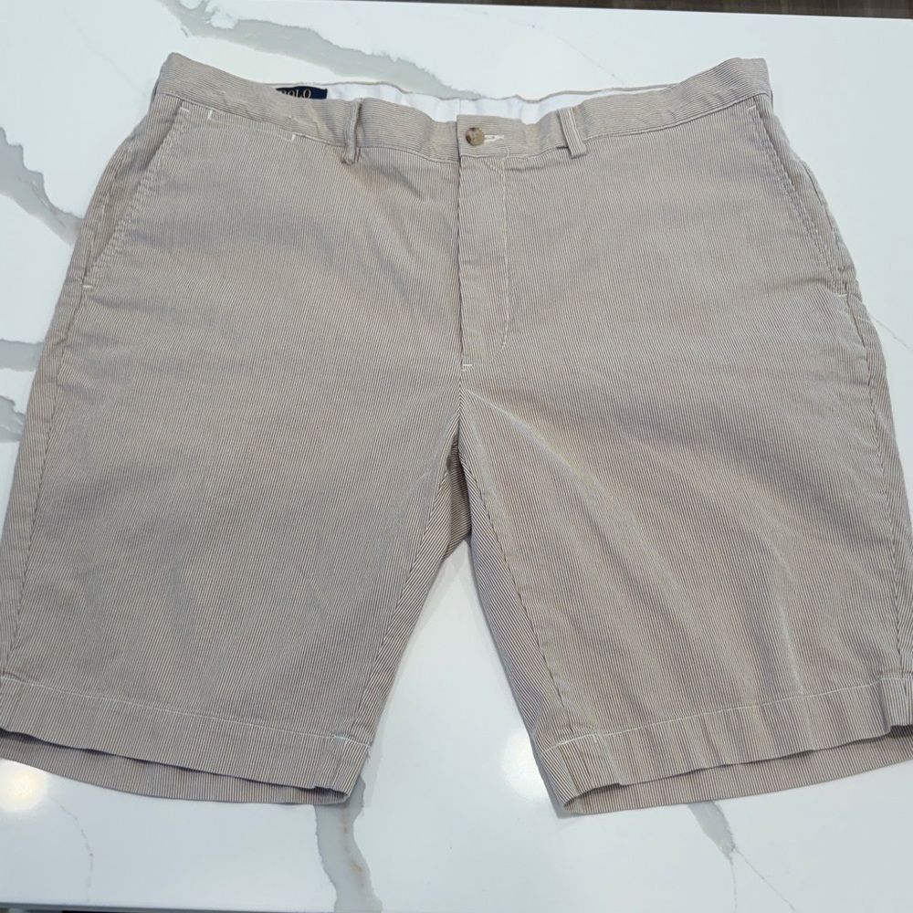Ralph Lauren Men's Beige Flat Front Shorts 38